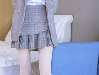 BoBoSocks袜啵啵 – 看！新资源来了！小沫的两双板鞋真是呆萌得让人捧腹！