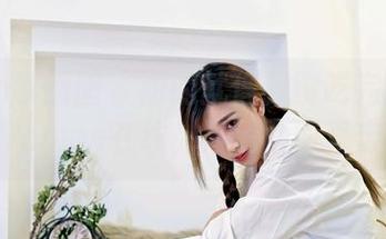 Feilin嗲囡囡 – 甜的就像我刚吃完冰淇淋，久久Aimee在线，高清画面直击心窝！