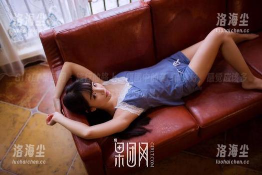 GIRLT果团网 - 旅行的路上，原图中的龚玥菲真好，感觉应该多一些这样的场景。
