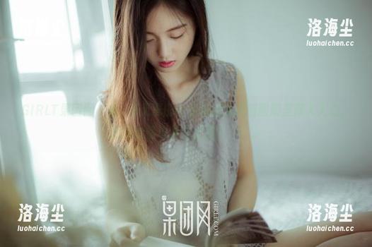 GIRLT果团网 - 龚玥菲无辜的可爱在这原图和图册里深入人心，我的心情也是有点陷入。。。