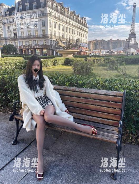 微密圈 - July芝岚的咖色诱惑——图包里藏着咖啡的深情和巧克力的苦涩，品一口就上瘾！