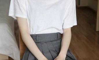 MSLASS梦丝女神 – 在萤仙女的世界，美图分享显得如此惬意，让人恍惚又想多停留一会儿，真舒服。