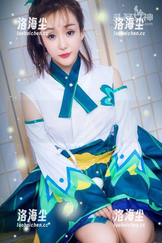 TouTiao头条女神 - 大（色）画面的夏日情节，申美嫣又把图库更新了，你准备好了吗？