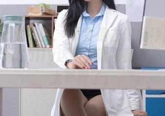 Xiuren秀人网 – 不会是去做模特儿的吧？周于希Sally这组美臀美腿作品实在是太养眼了。