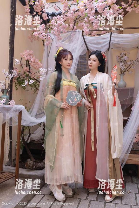 Xiuren秀人网 - 娜娜baby女友精选套图，等于一百种不同的日子，穿越你的思绪