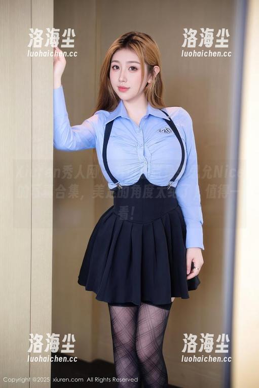 Xiuren秀人网 - 右边那张是张思允Nice的写真合集，美足的角度太绝了，值得一看！