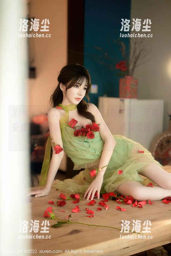 Xiuren秀人网 - 在这个在线时刻，不如来点欧阳妮娜娜的蕾丝资源，满满的惊艳感！