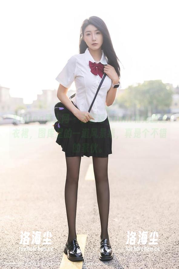 Xiuren秀人网 - 王馨瑶yanni和她的连衣裙，图库里的一道风景线，真是个不错的家伙。