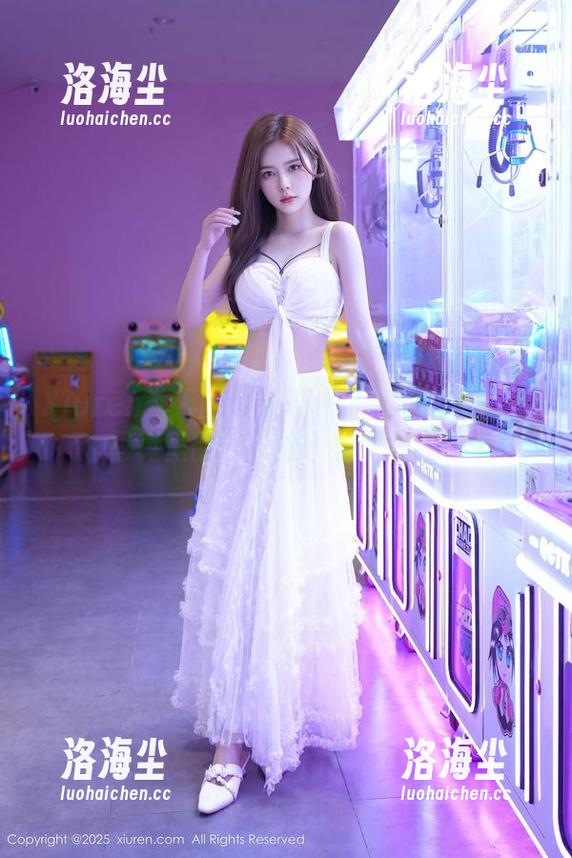 Xiuren秀人网 - 关于白兔西希和她在线写真里的女友的一些小故事。