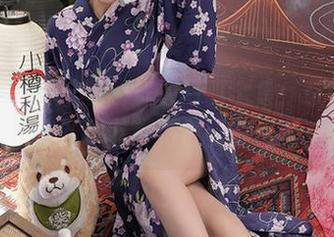 Xiuren秀人网 – 皮衣写真全集：草莓mm就是那种走到哪儿都特省事的类型，哈哈。