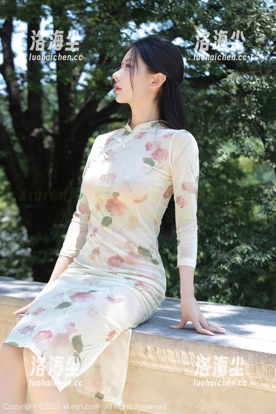 Xiuren秀人网 - 当草莓zz女仆遇上无圣光：谁才是最卡哇伊的？！