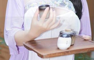 Xiuren秀人网 – 图集来临！蛋蛋宝用灰丝的温柔，撩动了我的神经？