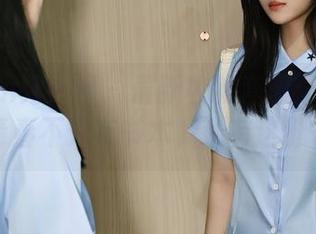 Xiuren秀人网 – 最新校服套图：陈大榕的青春不只有书本，还有这份气息