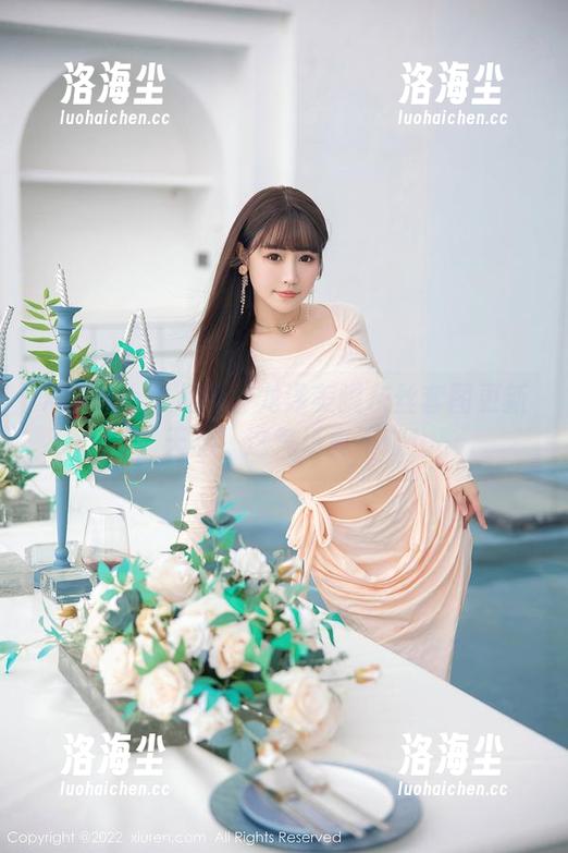 Xiuren秀人网 - 龙泽美曦灰丝套图更新，天哪，这气场真不赖！