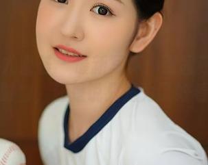 YouMi尤蜜荟 – 最新写真：张茜茹和花嫁的时刻，还是说只是为了好看？