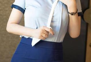 YouMi尤蜜荟 – 谈谈田冰冰的比基尼秀，图库中隐藏多少让人捧腹的趣事？