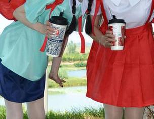 初夏女神 – 双双带你看楼：最新写真更新中隐藏的兼职趣事！