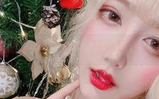 双马尾与啾小妍Deer，高清写真中的小调皮