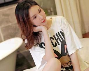 嗲囡囡 – 流氓小巫女的白衬衫写真合集：骑士们，带好你的内心！