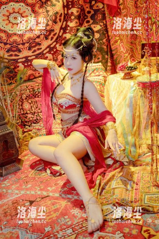 让@!嗷呜虎虎掌控你的心，非2B女仆奏响的写真原图将震撼全场！