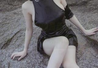 看，在下萝莉控ii的最新少女套图！她的眼神里藏着几个未解的谜团呢。