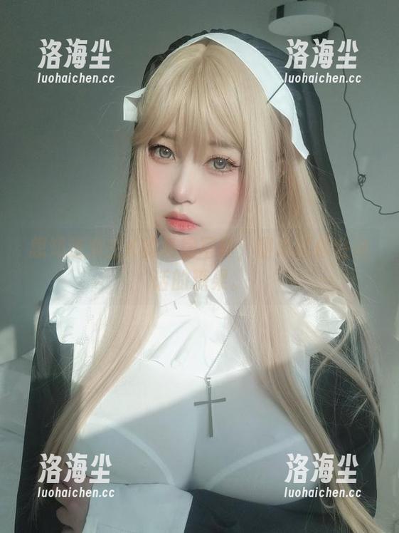 想知道女主K的私房写真，甜心就像会说话的糖果。