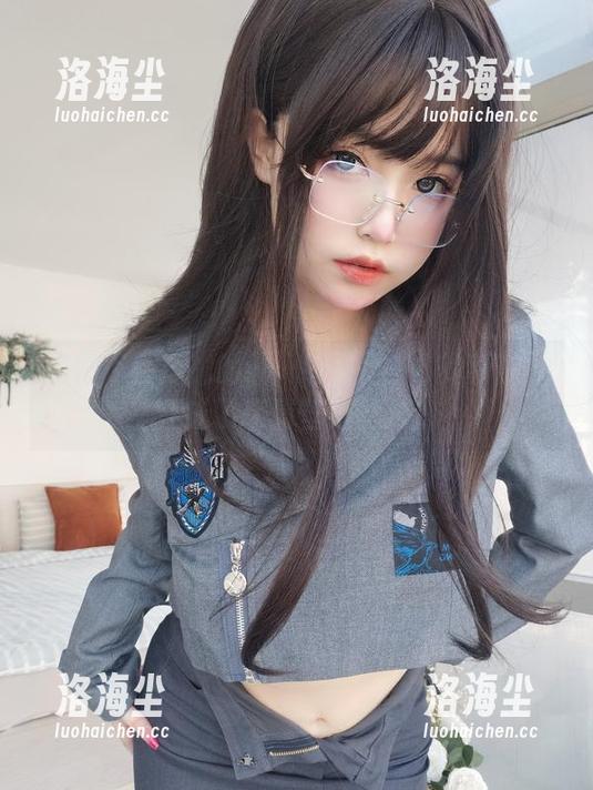说好不会打扰的……结果女主K的新部下变成了高清壁纸船长！
