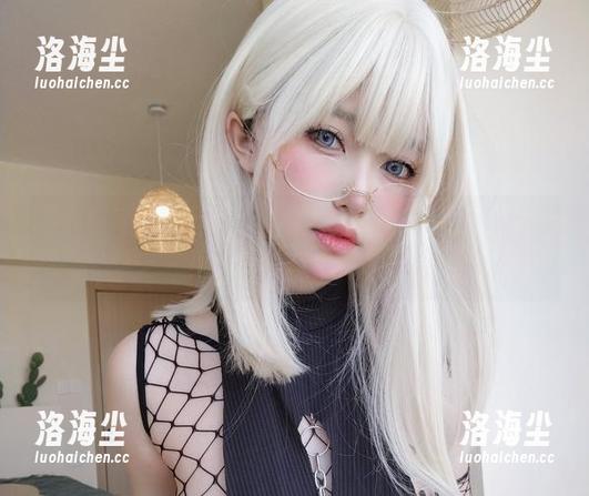 最新图库上线，女主K的御姐范儿，和我平时的“宅”风格可是一点都不搭哦！