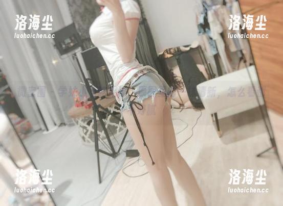 微密圈 - 学妹小玉吃果冻，原图里的一抹清新，怎么看都不好腻