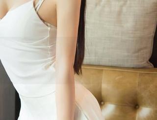 尤果网 – 让你眼前一亮——谭晓彤白丝的原图，比你想得都要戏谑。