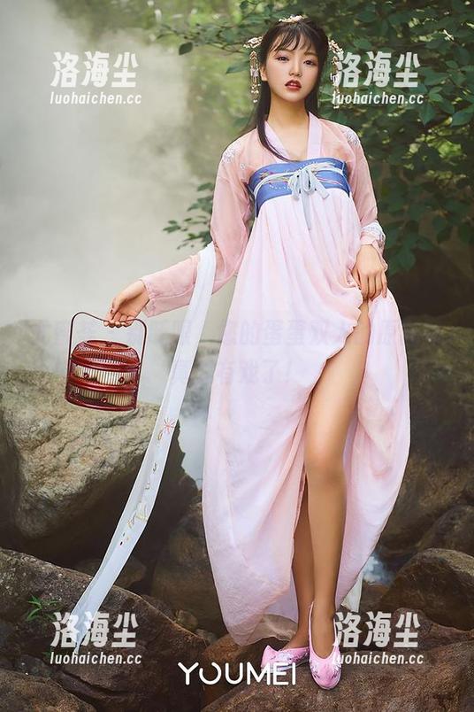 尤蜜荟 - 别眨眼，您的蛋蛋双人的原图写真太有戏了！