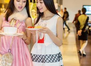 推女神 – 最新图库快闪！谭晓彤教你如何穿皮衣不土气。
