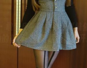 推女郎 – 敢穿皮衣的女神：赵惟依来分享她的美图，简直是气场全开。
