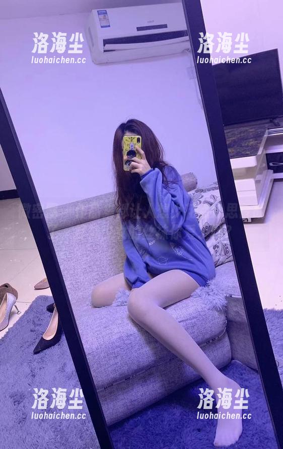 微密圈 - 作品集都让人想少花点心思备战了，提袜少女的丝袜你爱了吗？