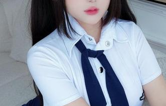 无圣光？日奈娇说的不只是JK红裙的硬照合集