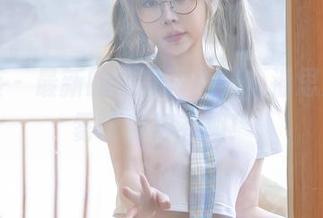 星颜社 – 最新的浴室写真集，潘思沁让水雾也变得有趣！