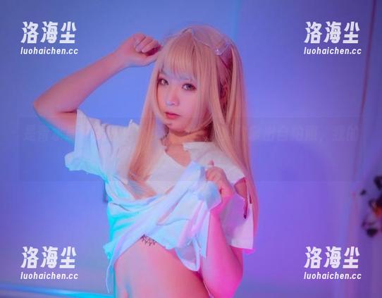 是青水最新美图更新啦！学妹jk勇敢拿出自拍照，我的心好像被炸了！