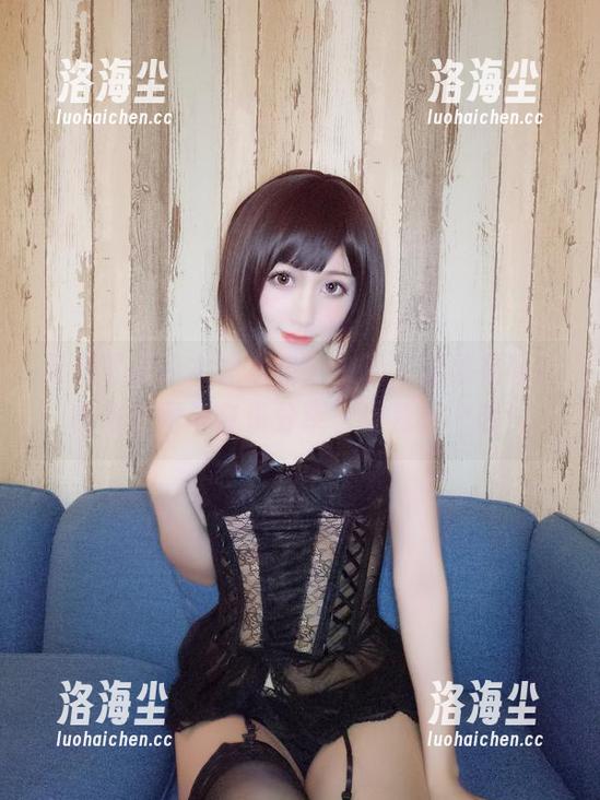 无所畏惧的木之本果！来吧，柴郡专属花容本套图与音乐分享，让我乐个够！