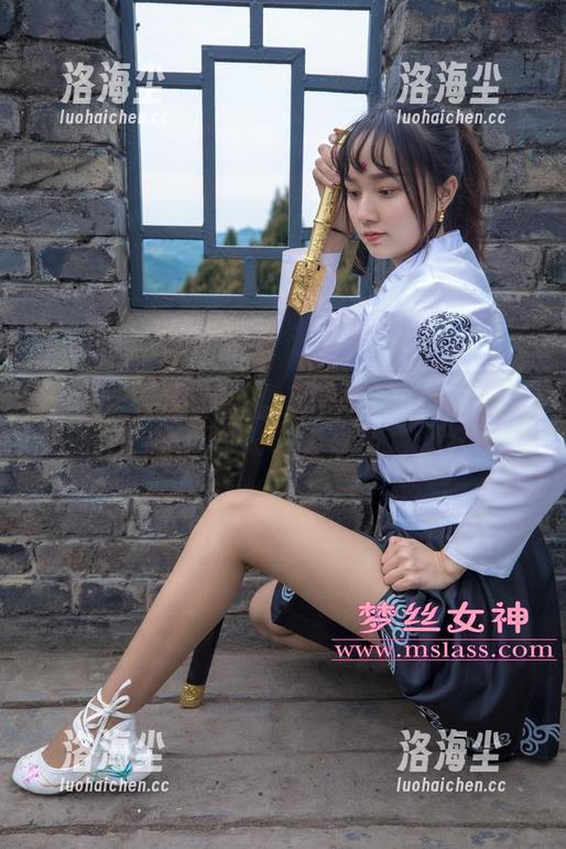 梦丝女神 - 胆大包天，雪馨的私房夏日合集用奇装异服来应对闷热！