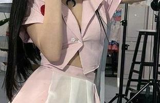 微密圈 – “汤圆可甜了”图库里的裸足，谁说不露也能惹人爱？下载个试试