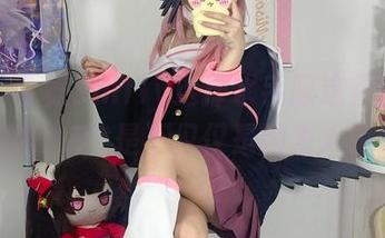 哎呀，白栎Shirly选择水手服这件事，我的内心OS是不仅仅是因为大海！