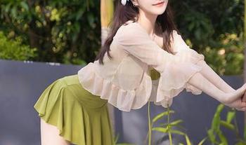秀人网 – 一直在线的徐微微mia，打着粉色猫咪旗号，高清的像个小公主
