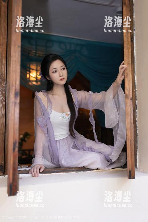 秀人网 - 这些pose让我在悦悦姐的秘书写真中停不下来！