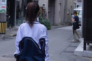 秀人网 – 当制服遇上蛋蛋宝，美图的气息扑面而来