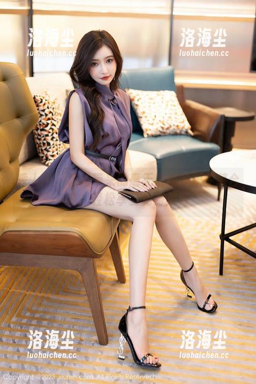 秀人网 - 诗诗带来的毫无底线的职业装合集，轻松享受免费美好