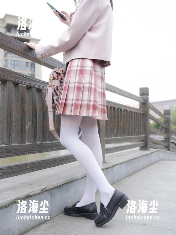 紧急企划 - 奶昔的修女图集，在线等…这大概是个隐藏的安排吧？