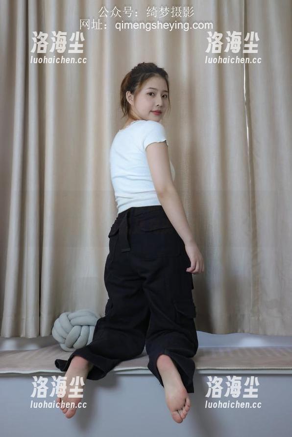 绮梦摄影-安吉拉 绮梦摄影 - 安吉拉校服:图包里的老学校,别问,问就是充满青春回忆!