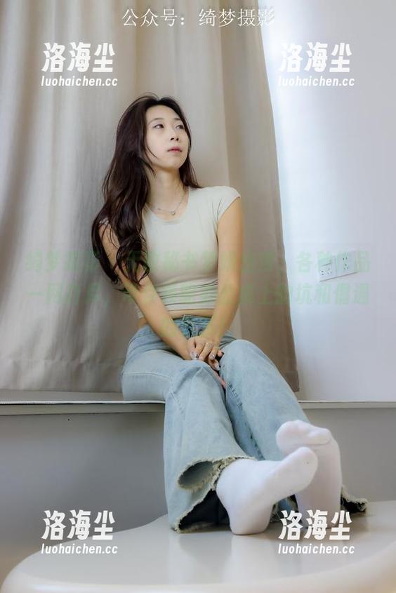 绮梦摄影 - 无敌秘书梦妍出没，各种作品一网打尽，带你领略办公桌上的坑和偶遇的欢乐！
