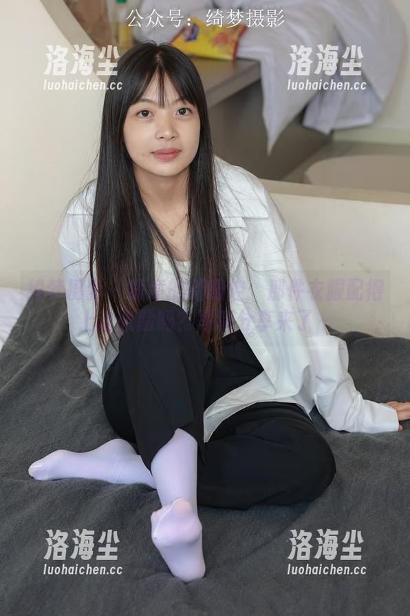 绮梦摄影 - 章章的制服控：那件衣服配得上这张脸吗？写真分享来了～
