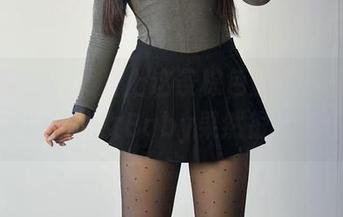 微密圈 – 突然爱上这条棕色丝袜，私拍资源的美邵女Baby果然很会选！